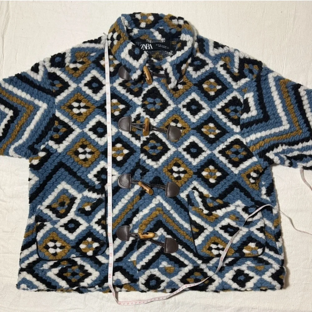 Zara Blue Black White Brown Geometric Toggle Teddy Coat - Picture 12 of 16
